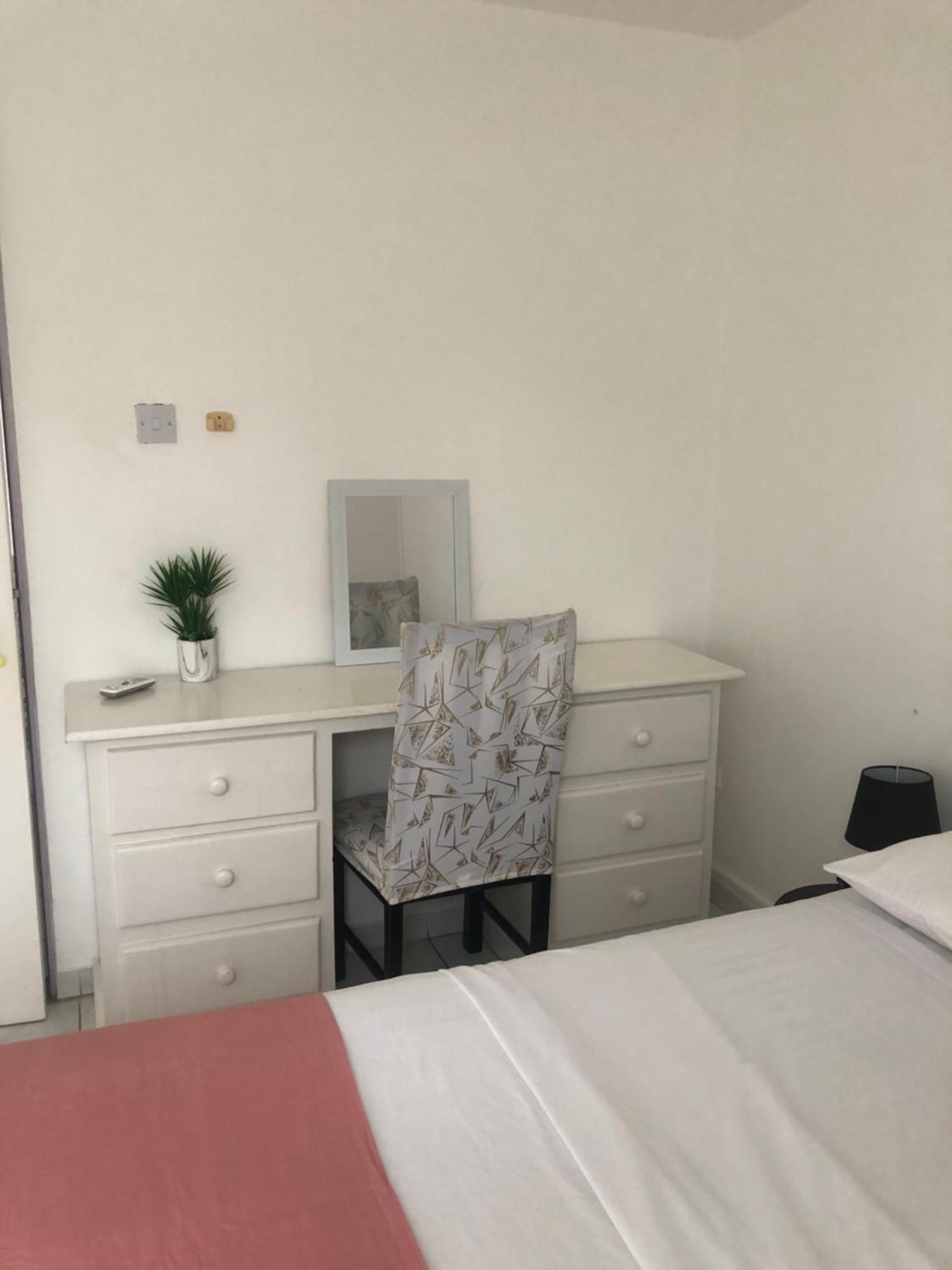 Home2Home Guesthouse 크리스트 처치 외부 사진